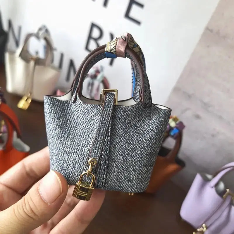 Mini Basket Bag Pendant Microfiber Leather Car Keychain for Women Creative Mini Bucket Bag Accessory Halloween/Christmas Gift