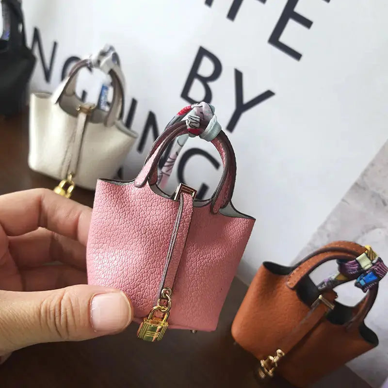 Mini Basket Bag Pendant Microfiber Leather Car Keychain for Women Creative Mini Bucket Bag Accessory Halloween/Christmas Gift