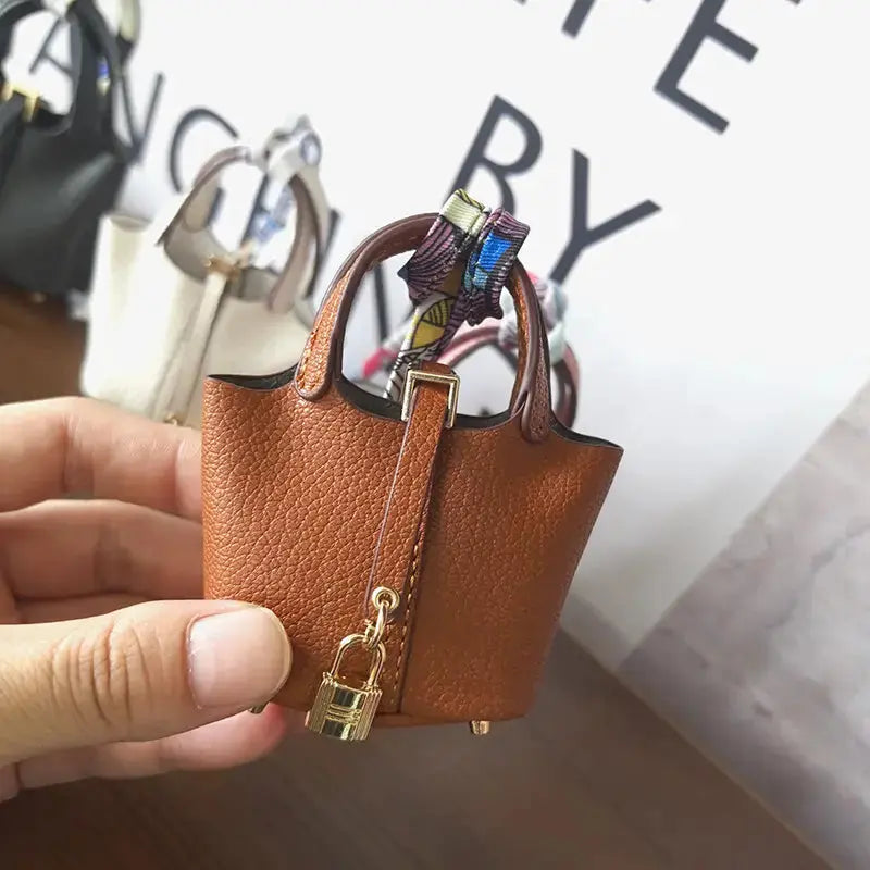 Mini Basket Bag Pendant Microfiber Leather Car Keychain for Women Creative Mini Bucket Bag Accessory Halloween/Christmas Gift
