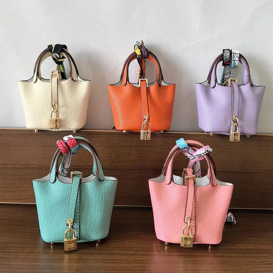 Mini Basket Bag Pendant Microfiber Leather Car Keychain for Women Creative Mini Bucket Bag Accessory Halloween/Christmas Gift