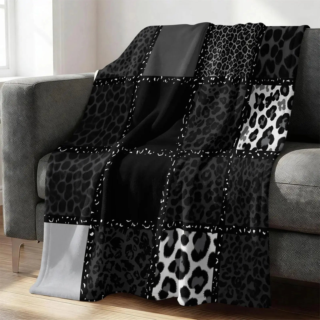 Multiple Size Black White Patchwork Leopard Flannel Throw Blanket, Ultra Soft Plush Anti-Pilling, Cozy Warm No Shedding, All Season Use, Bed Sofa Camping Travel Decor, Perfect Gift Choice, Decorative Sofa Blanket, Home Decor Blanket